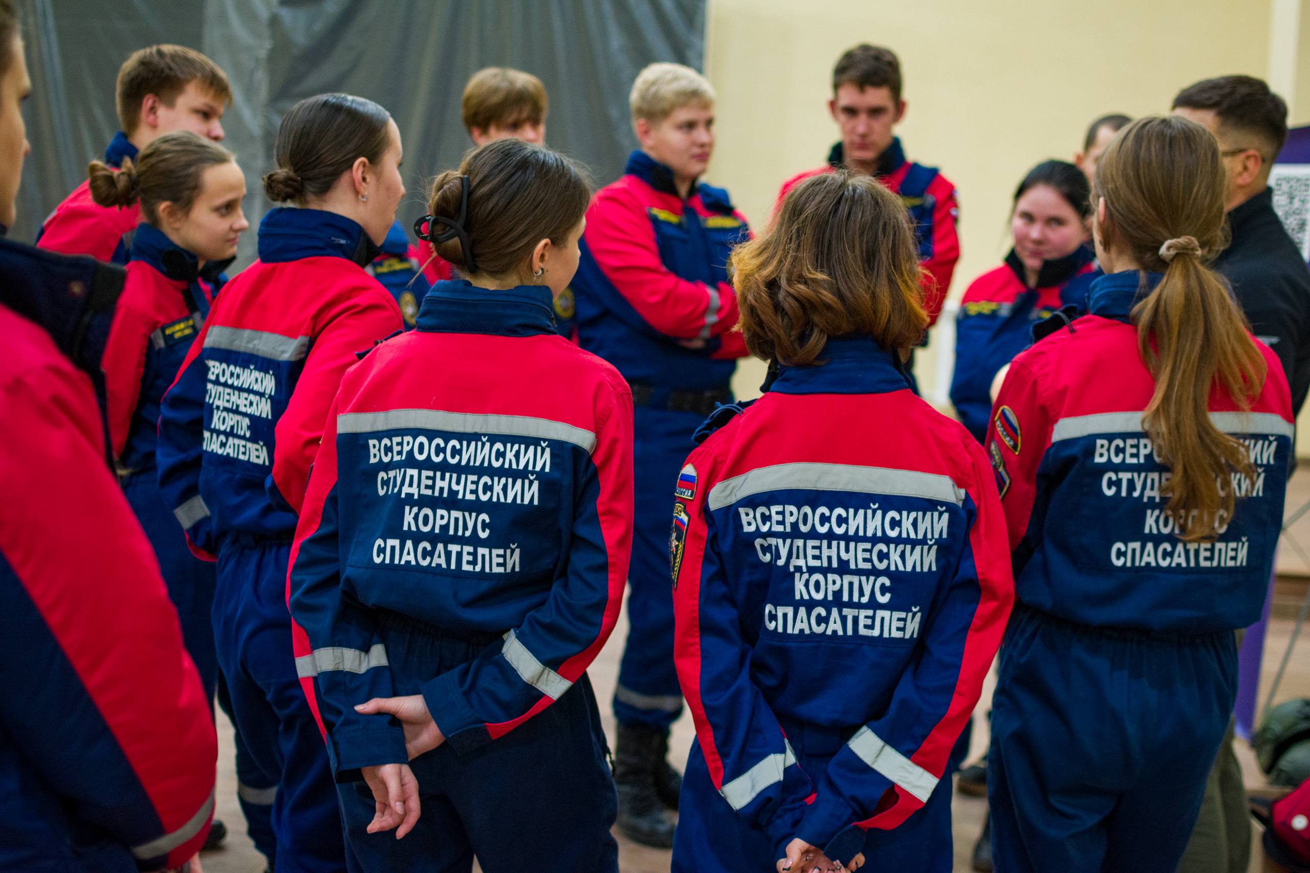 Учимся у лучших!. В Харцызском Центре развития молодежных инициатив Республики прошла тренировка личного состава Донецкого РО ВСКС Учимся у лучших!. В Харцызском Центре развития молодежных инициатив Республики прошла тренировка личного состава Донецкого РО ВСКС