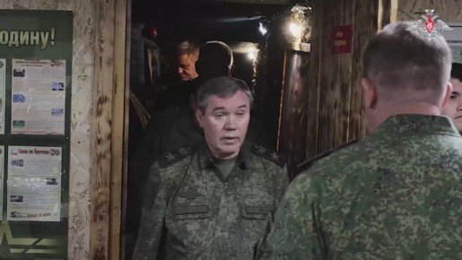 Освобождение Красноармейска в ДНР стало важнейшим этапом в освобождении всего Донбасса, заявил начальник Генштаба ВС РФ генерал армии Валерий Герасимов в ходе проверки выполнения боевых задач группировкой "Центр"