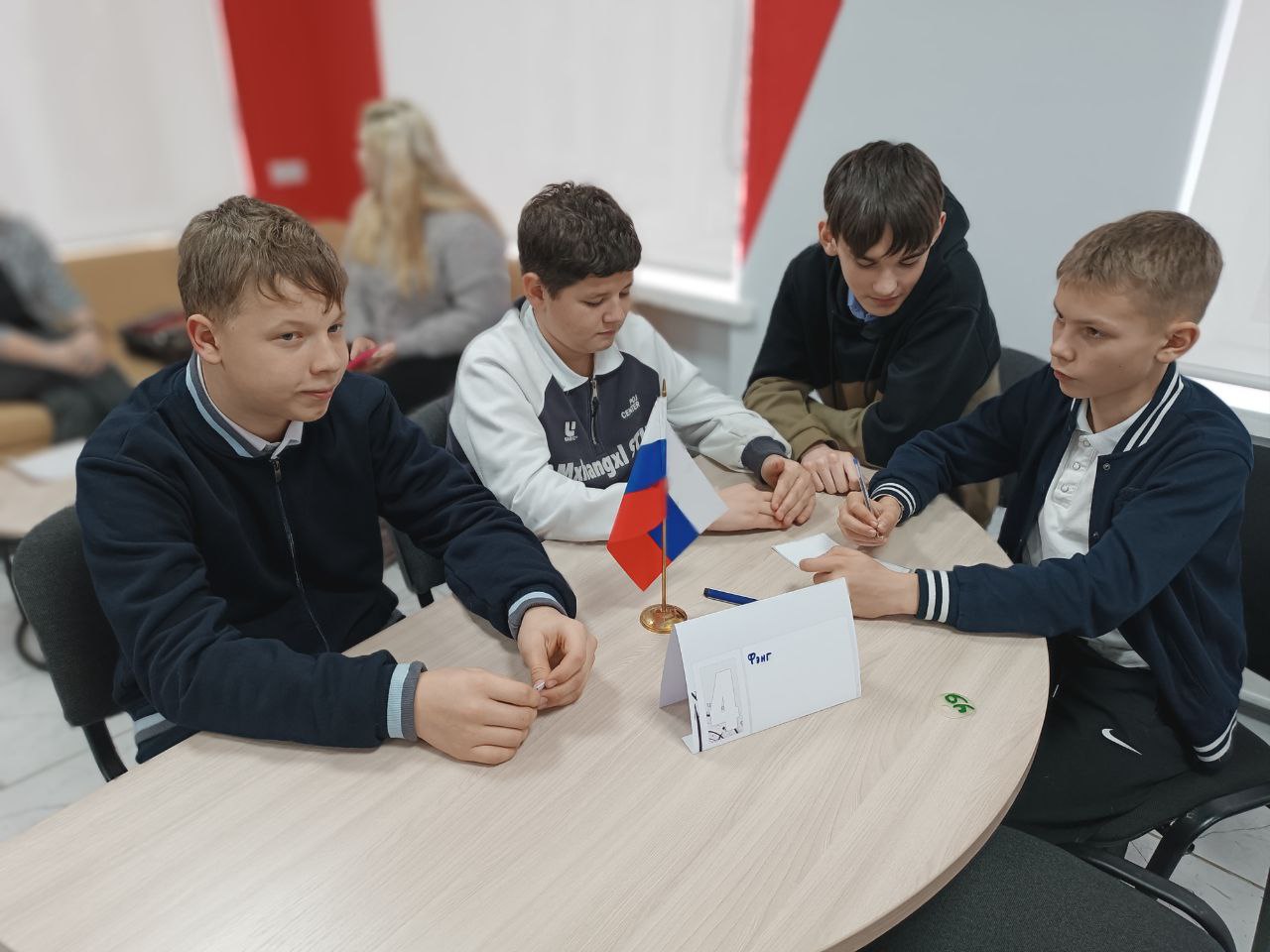 Игорь Мартынов: Историко-литературный час «Отечества славные сыны» Игорь Мартынов: Историко-литературный час «Отечества славные сыны»