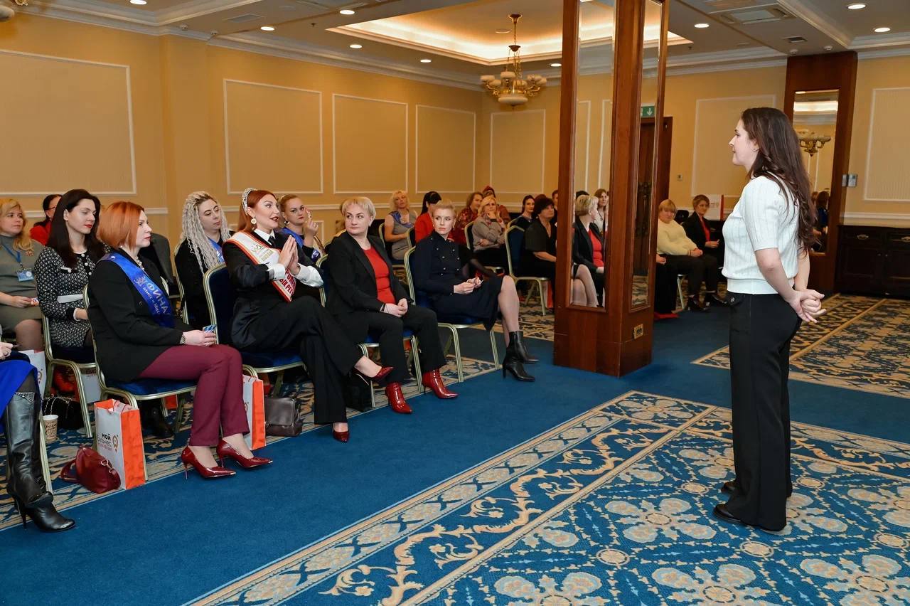 Женское предпринимательство: диалог о развитии бизнеса и поддержке инициатив Женское предпринимательство: диалог о развитии бизнеса и поддержке инициатив