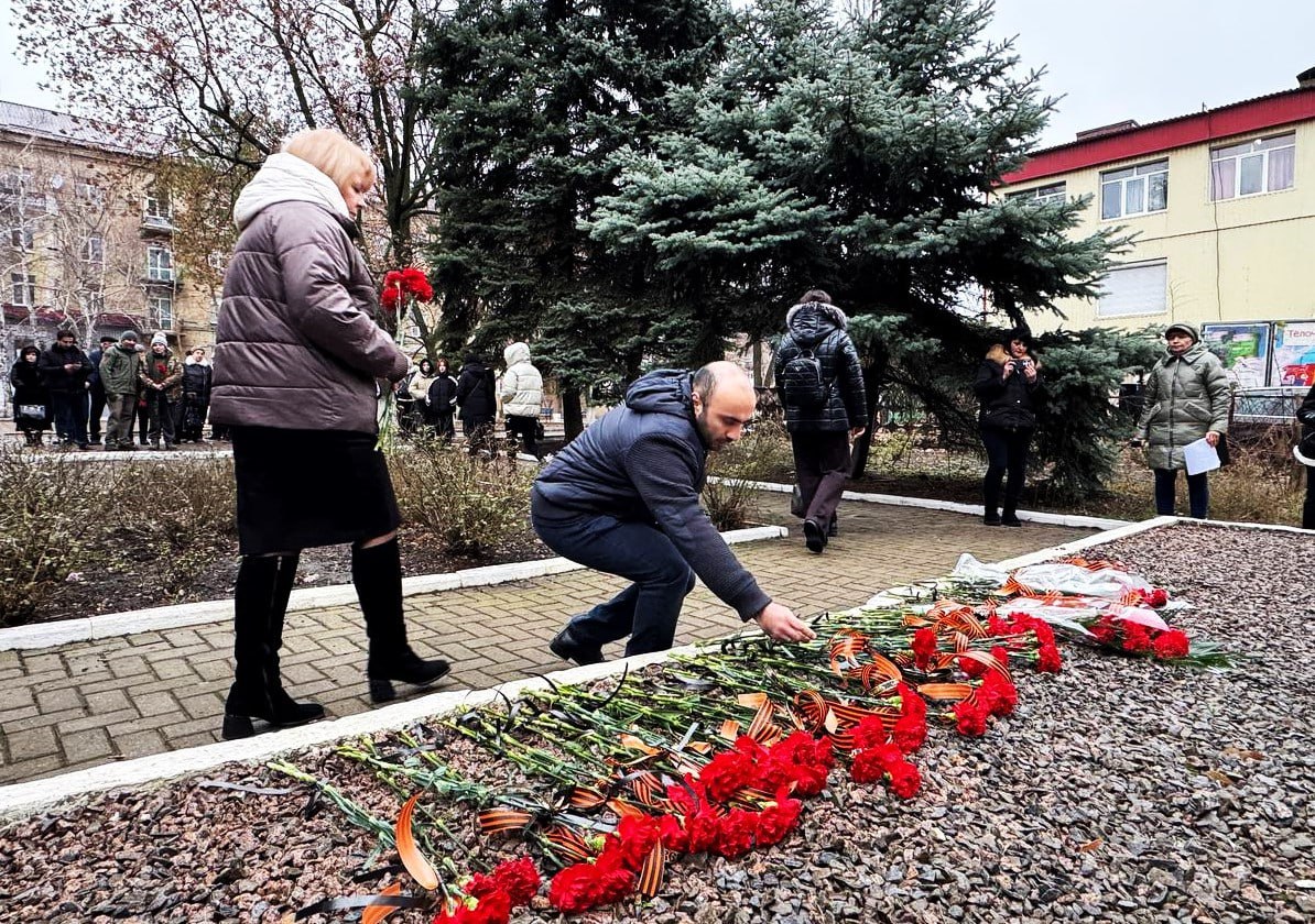 Ждановка почтила память Героев Отечества Ждановка почтила память Героев Отечества