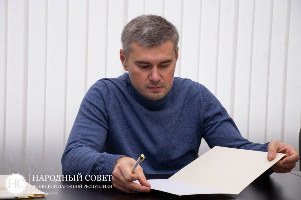 Константин Кузьмин: В прямом эфире Глава ДНР Денис Пушилин подвел итоги уходящего 2025 года Константин Кузьмин: В прямом эфире Глава ДНР Денис Пушилин подвел итоги уходящего 2025 года