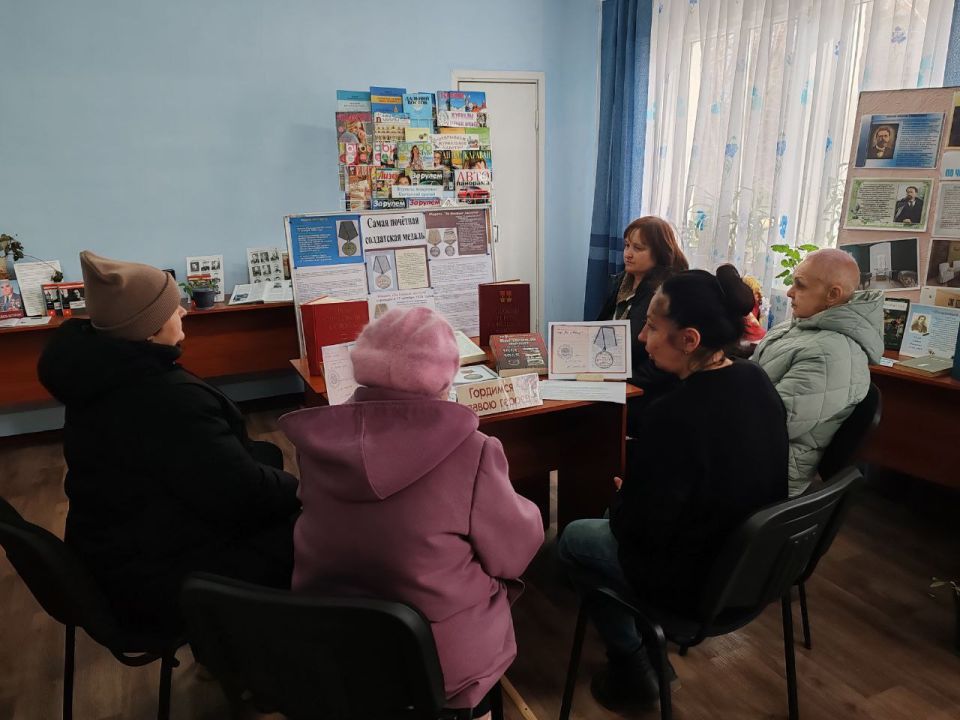 День Героев Отечества в России ежегодно отмечают 9 декабря День Героев Отечества в России ежегодно отмечают 9 декабря