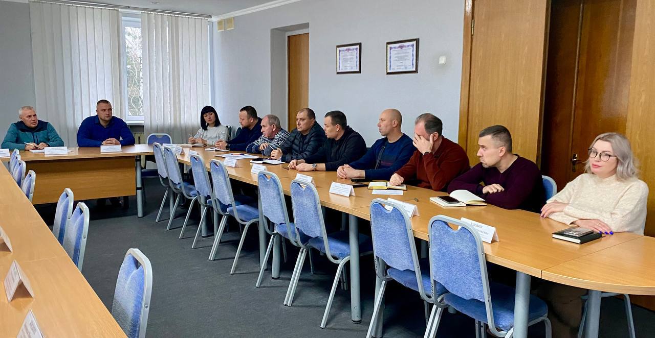 Евгений Поплавский: Провел аппаратное совещание с руководителями ведомств и представителями силовых структур Евгений Поплавский: Провел аппаратное совещание с руководителями ведомств и представителями силовых структур