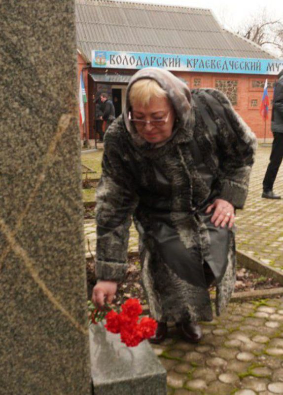 Сергей Юзвинкевич: В День Героев Отечества вся страна замирает в благодарной памяти о подвигах наших защитников Сергей Юзвинкевич: В День Героев Отечества вся страна замирает в благодарной памяти о подвигах наших защитников