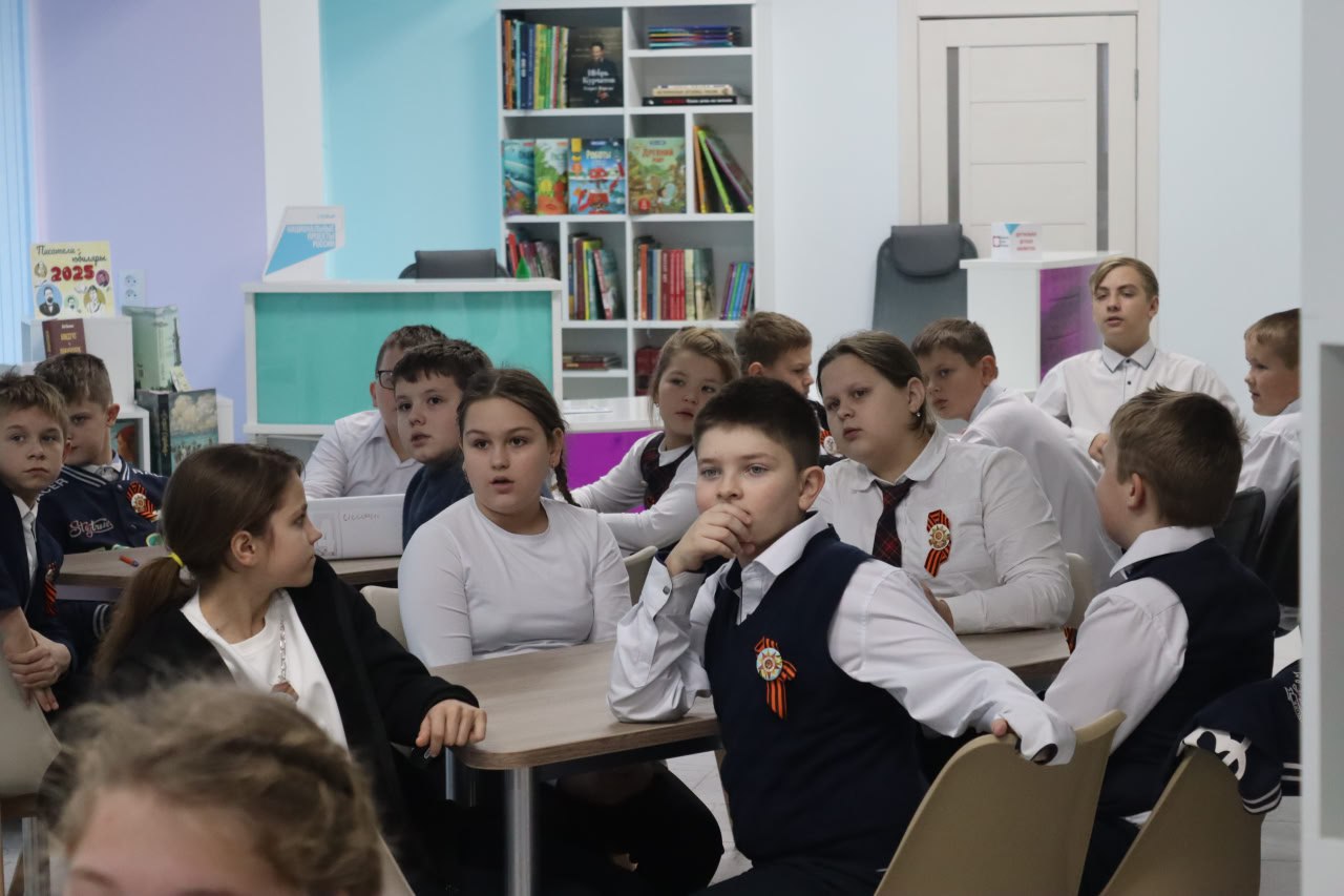 Интеллектуально-патриотическая игра «Страницы воинской славы» Интеллектуально-патриотическая игра «Страницы воинской славы»