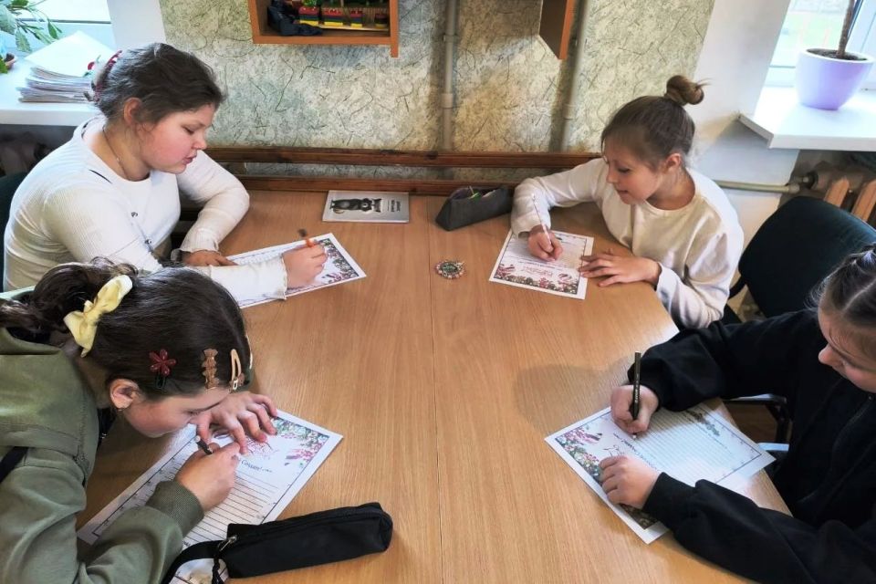 Александр Шатов: В школах Шахтерского округа прошли памятные мероприятия ко Дню Героев Отечества Александр Шатов: В школах Шахтерского округа прошли памятные мероприятия ко Дню Героев Отечества
