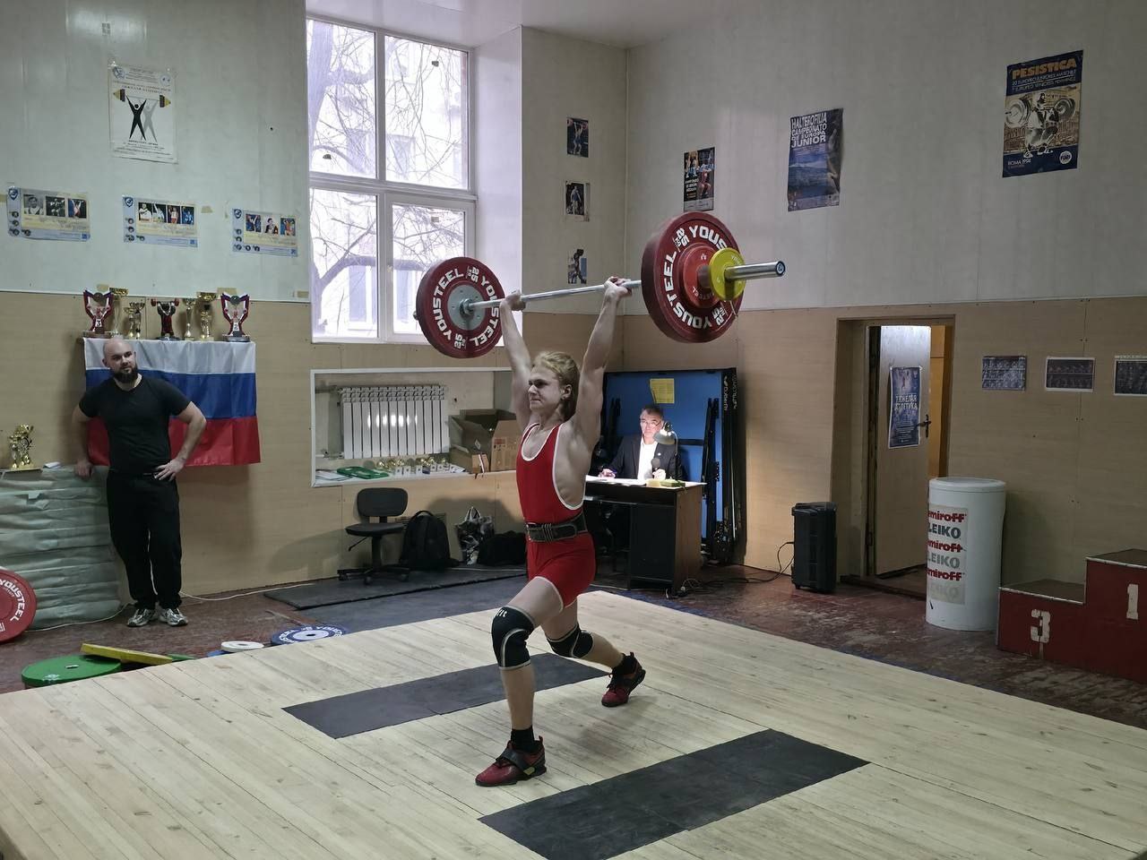 С 3 по 5 декабря в Донецком ДФК "Динамо" прошли Кубок Донецкой Народной Республики по тяжелой атлетике среди мужчин и женщин, Республиканские соревнования по тяжелой атлетике среди юношей и девушек (10-12 и 13-15 лет), в... С 3 по 5 декабря в Донецком ДФК "Динамо" прошли Кубок Донецкой Народной Республики по тяжелой атлетике среди мужчин и женщин, Республиканские соревнования по тяжелой атлетике среди юношей и девушек (10-12 и 13-15 лет), в...