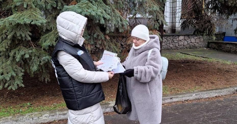 Сегодня, 9 декабря, в День Героев Отечества в Советском внутригородском районе городского округа Макеевка в рамках проекта «Историческая память» Всероссийской политической партии «Единая Россия» и проекта «Эхо времен»... Сегодня, 9 декабря, в День Героев Отечества в Советском внутригородском районе городского округа Макеевка в рамках проекта «Историческая память» Всероссийской политической партии «Единая Россия» и проекта «Эхо времен»...