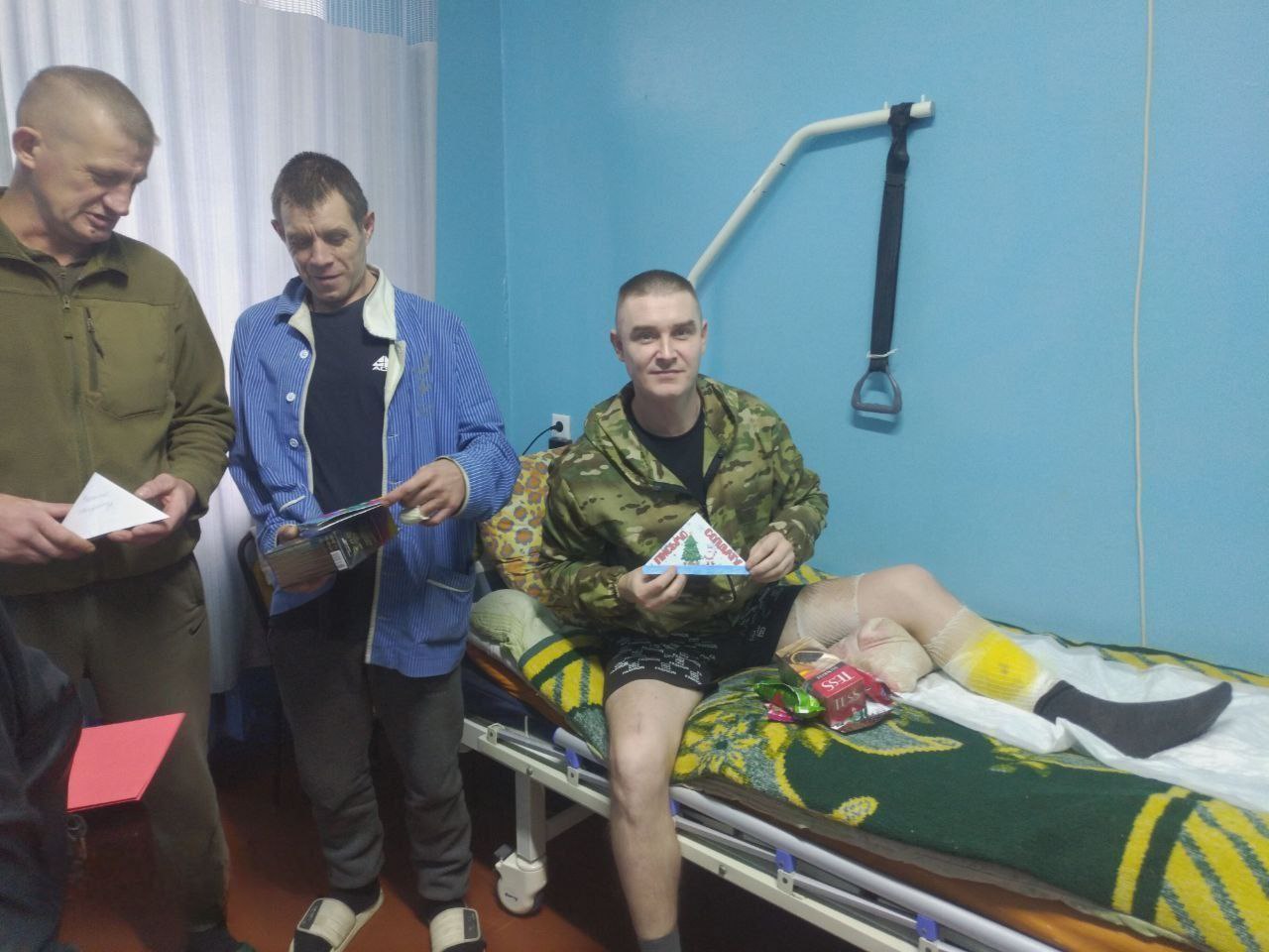 Иван Адамец: В День Героев Отечества Куйбышевский район поддержал защитников акцией «Посылка солдату» Иван Адамец: В День Героев Отечества Куйбышевский район поддержал защитников акцией «Посылка солдату»