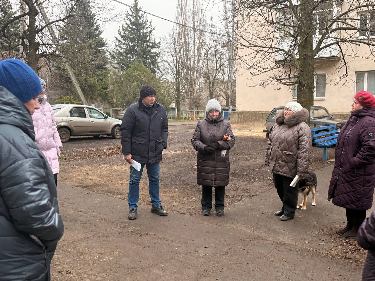 Сегодня, 09 декабря, в рамках проекта «Управдом» ВПП «ЕДИНАЯ РОССИЯ», состоялась встреча с жителями улицы Короленко г. Моспино Сегодня, 09 декабря, в рамках проекта «Управдом» ВПП «ЕДИНАЯ РОССИЯ», состоялась встреча с жителями улицы Короленко г. Моспино