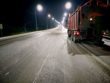 Доброго утра вторника!. Сегодня на дорогах Республики облачная погода, местами небольшие осадки в виде дождя и мокрого снега, гололедица