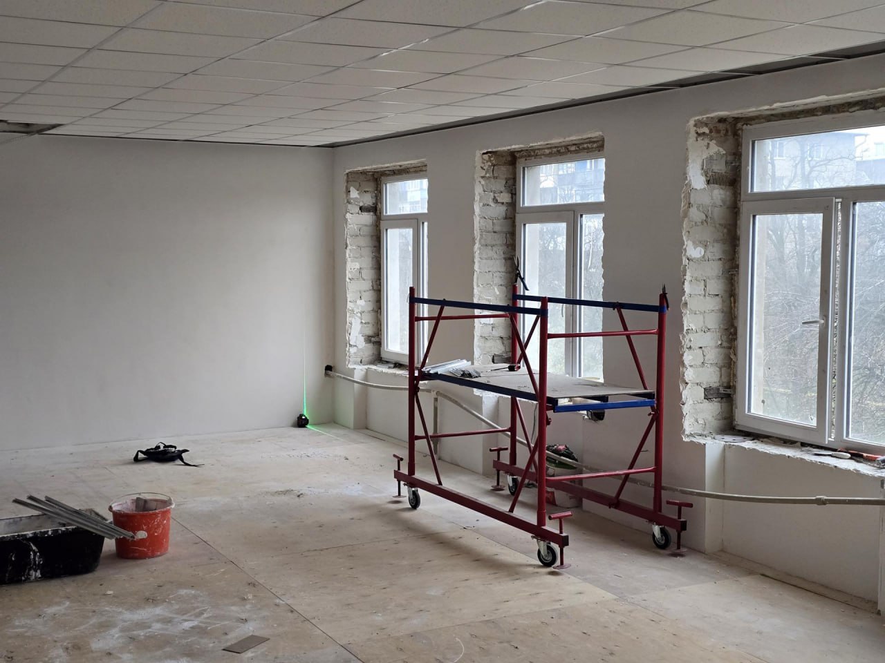 Владимирцы завершают ремонт танцевальных классов в Кировском