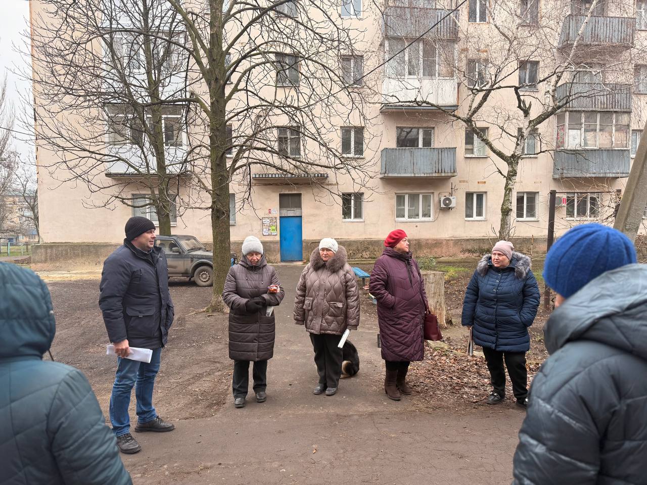 Сегодня, 09 декабря, в рамках проекта «Управдом» ВПП «ЕДИНАЯ РОССИЯ», состоялась встреча с жителями улицы Короленко г. Моспино Сегодня, 09 декабря, в рамках проекта «Управдом» ВПП «ЕДИНАЯ РОССИЯ», состоялась встреча с жителями улицы Короленко г. Моспино