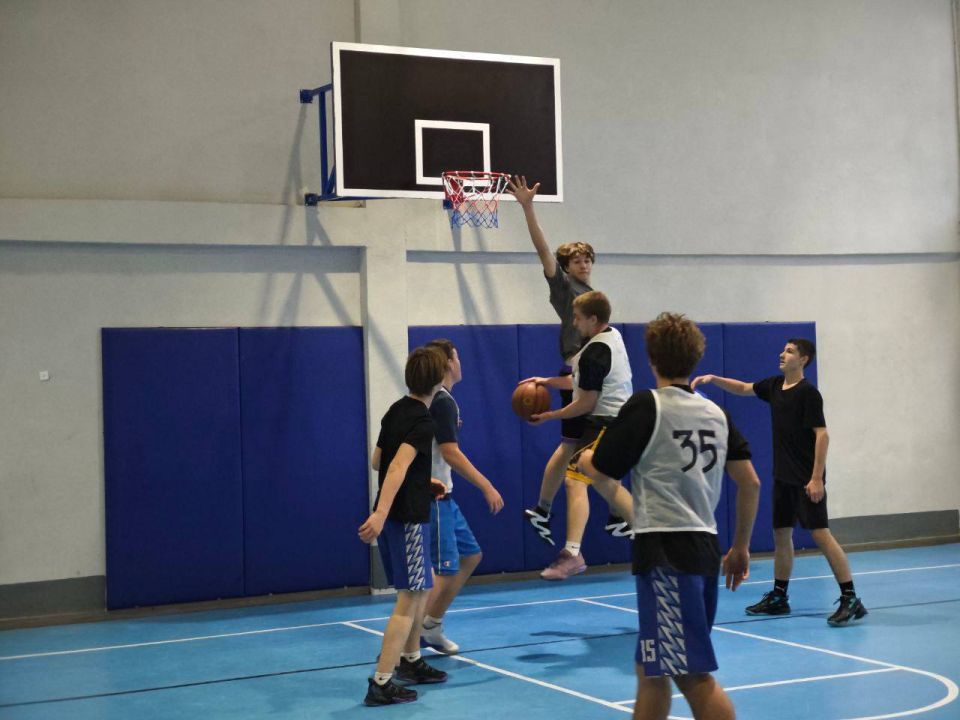 8-й игровой день Школьной Баскетбольной Лиги«Za Баскет» 8-й игровой день Школьной Баскетбольной Лиги«Za Баскет»
