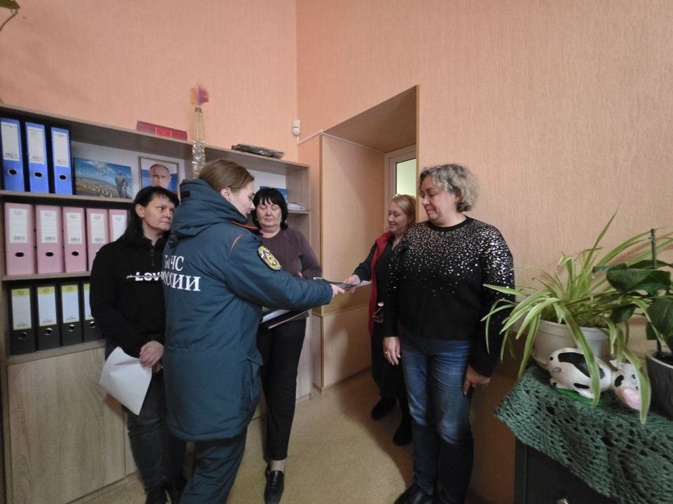 Татьяна Копылова: По поручению Главы ДНР Дениса Пушилина в Ворошиловском внутригордском районе продолжаются встречи с населением Татьяна Копылова: По поручению Главы ДНР Дениса Пушилина в Ворошиловском внутригордском районе продолжаются встречи с населением