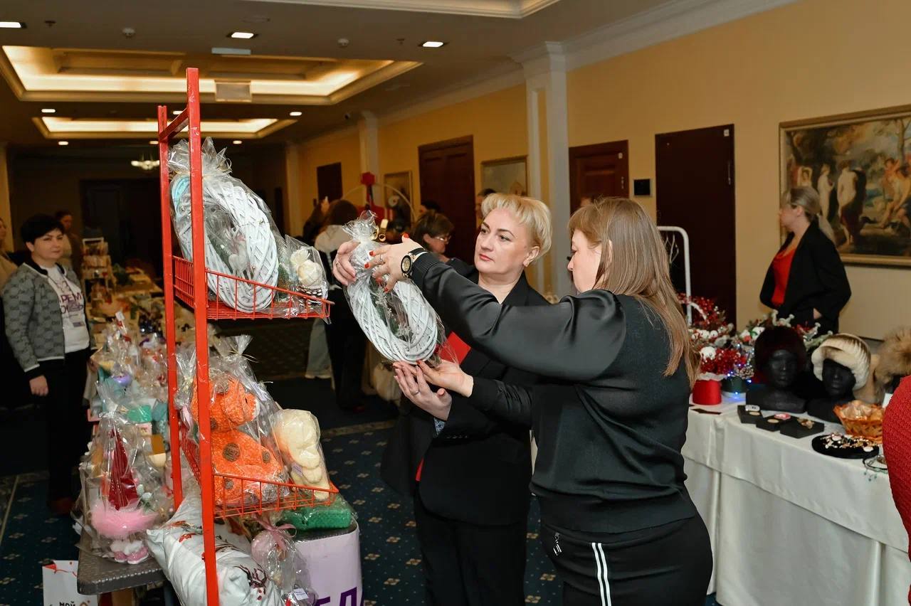 Женское предпринимательство: диалог о развитии бизнеса и поддержке инициатив Женское предпринимательство: диалог о развитии бизнеса и поддержке инициатив