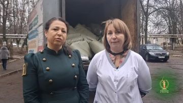 Сегодня, в знаменательный праздник — День Героев Отечества, мы привезли гуманитарную помощь бойцам в госпиталь