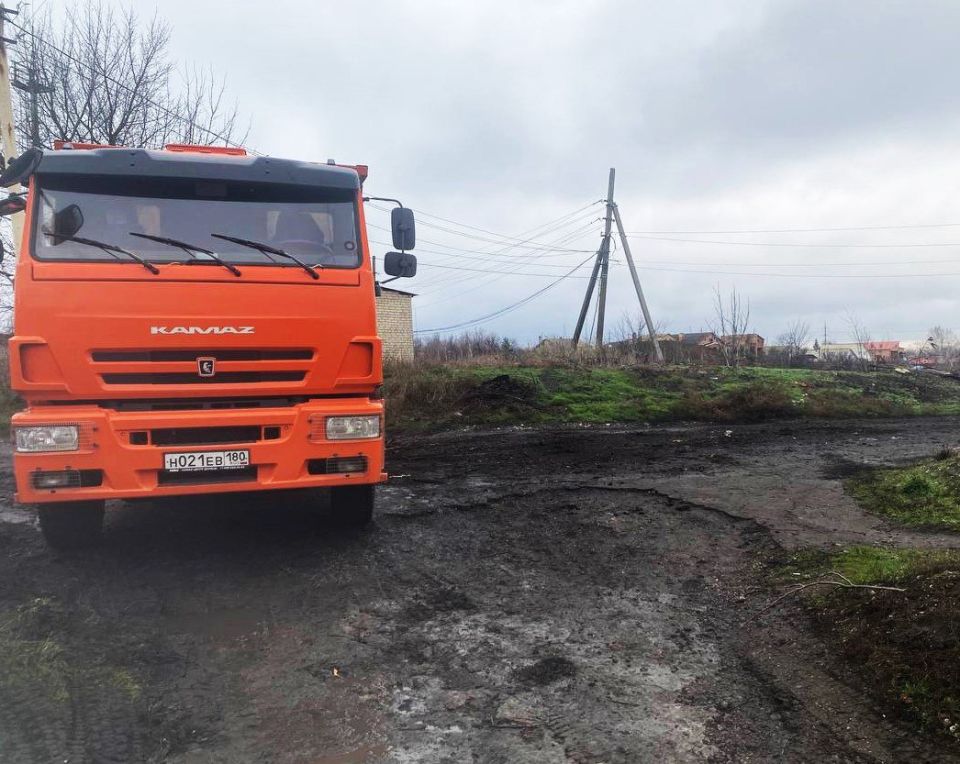 На окраинах Ждановки завершилась масштабная уборка незаконных свалок На окраинах Ждановки завершилась масштабная уборка незаконных свалок