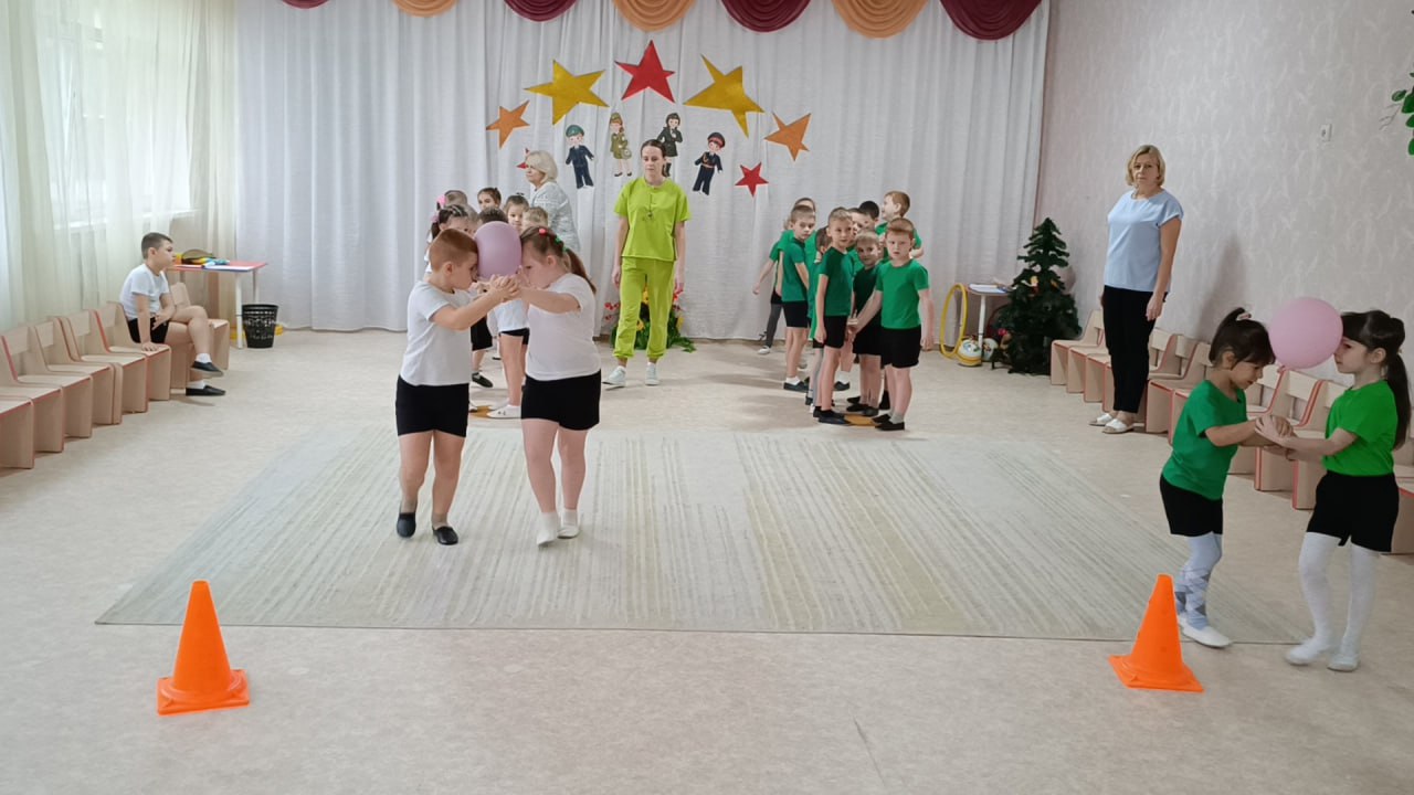 Малыши Ждановки приняли участие в спортивном развлечении Малыши Ждановки приняли участие в спортивном развлечении