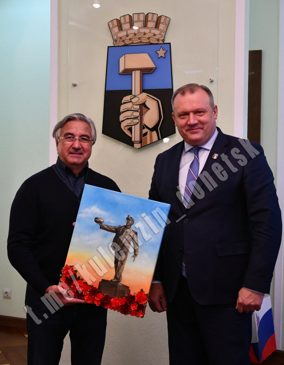 Алексей Кулемзин: Сегодня вместе с Председателем Правительства ДНР Андреем Чертковым встретились с заместителем премьер-министра Республики Татарстан, Председателем Национального Совета Всемирного конгресса татар Василем... Алексей Кулемзин: Сегодня вместе с Председателем Правительства ДНР Андреем Чертковым встретились с заместителем премьер-министра Республики Татарстан, Председателем Национального Совета Всемирного конгресса татар Василем...