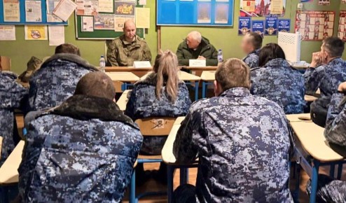 Личный состав ИК-13 встретился с участниками боевых действий