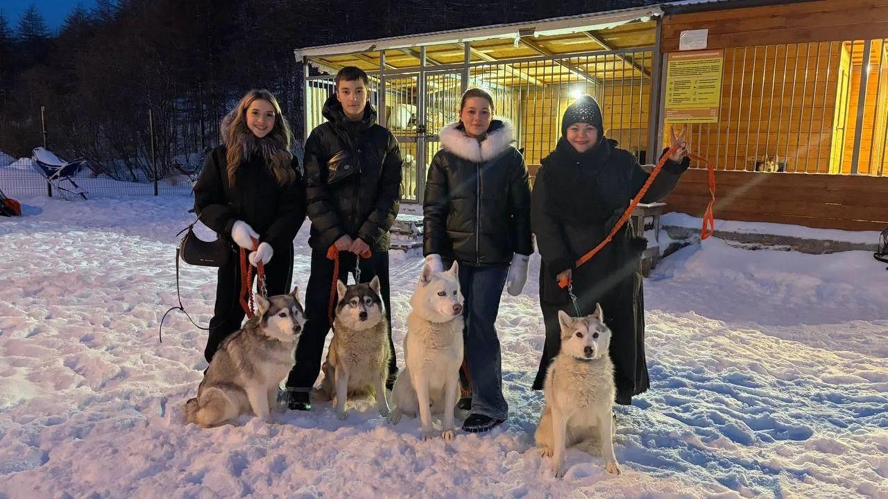 Магаданцы провели экскурсию для волонтеров из Ждановки