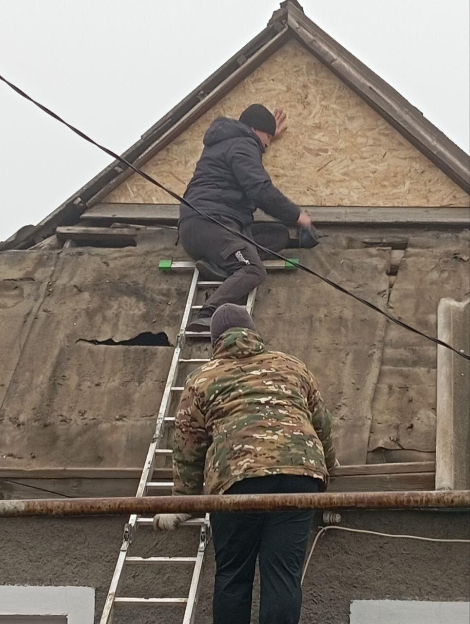 Аварийная бригада Якутии подвела итоги работы в Докучаевске за прошедшую неделю Аварийная бригада Якутии подвела итоги работы в Докучаевске за прошедшую неделю