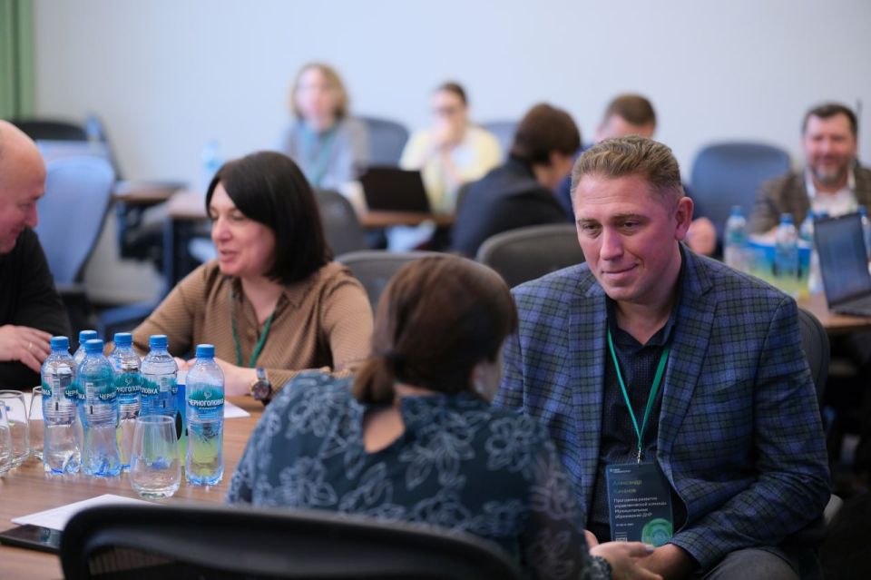 Главы округов Донецкой Народной Республики прошли обучение в «СберУниверситете», организованное Ассоциацией «Совет муниципальных образований ДНР» Главы округов Донецкой Народной Республики прошли обучение в «СберУниверситете», организованное Ассоциацией «Совет муниципальных образований ДНР»