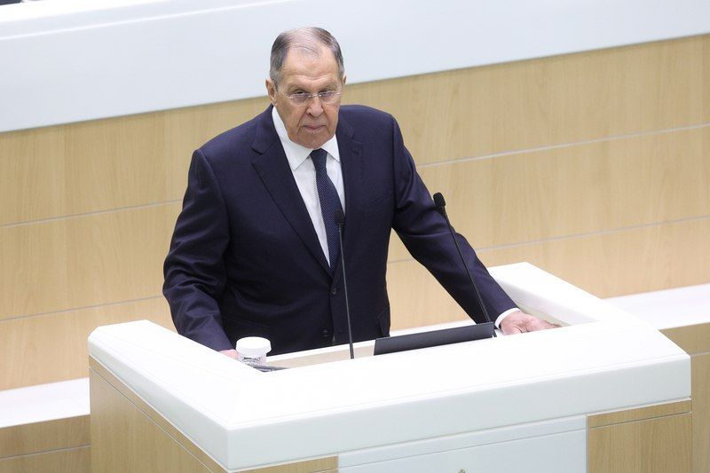 Александр Волошин: Сегодня в Совете Федерации на пленарном заседании с докладом об актуальных вопросах внешней политики Российской Федерации выступил Министр иностранных дел РФ Сергей Лавров Александр Волошин: Сегодня в Совете Федерации на пленарном заседании с докладом об актуальных вопросах внешней политики Российской Федерации выступил Министр иностранных дел РФ Сергей Лавров