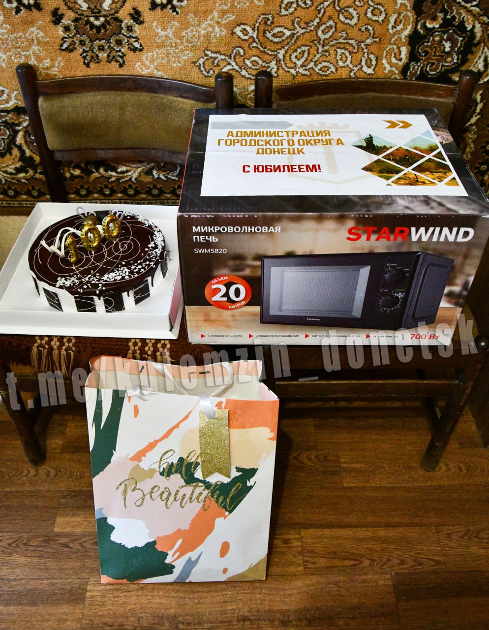 Алексей Кулемзин: Со 100-летним юбилеем поздравил жительницу Ленинского района Татьяну Яковлевну Белянскую Алексей Кулемзин: Со 100-летним юбилеем поздравил жительницу Ленинского района Татьяну Яковлевну Белянскую