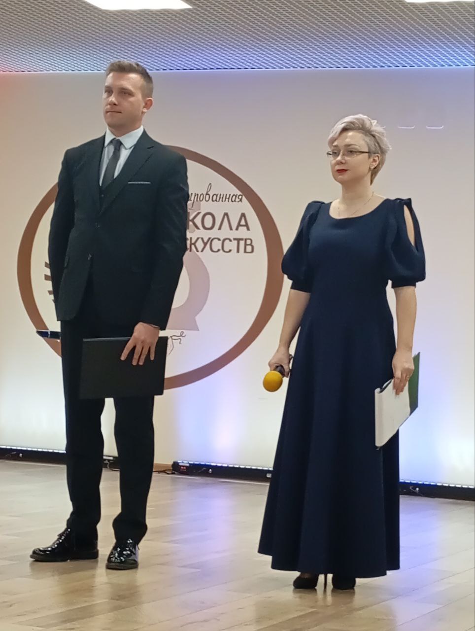 9 декабря в России отмечают День героев Отечества 9 декабря в России отмечают День героев Отечества