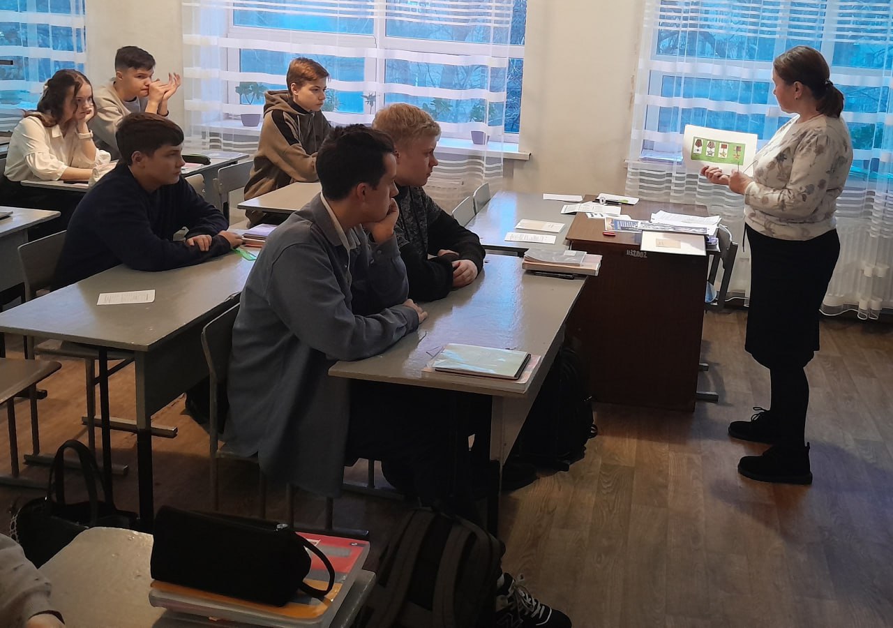 Гордимся славою героев. 9 декабря Россия отмечает День Героев Отечества Гордимся славою героев. 9 декабря Россия отмечает День Героев Отечества