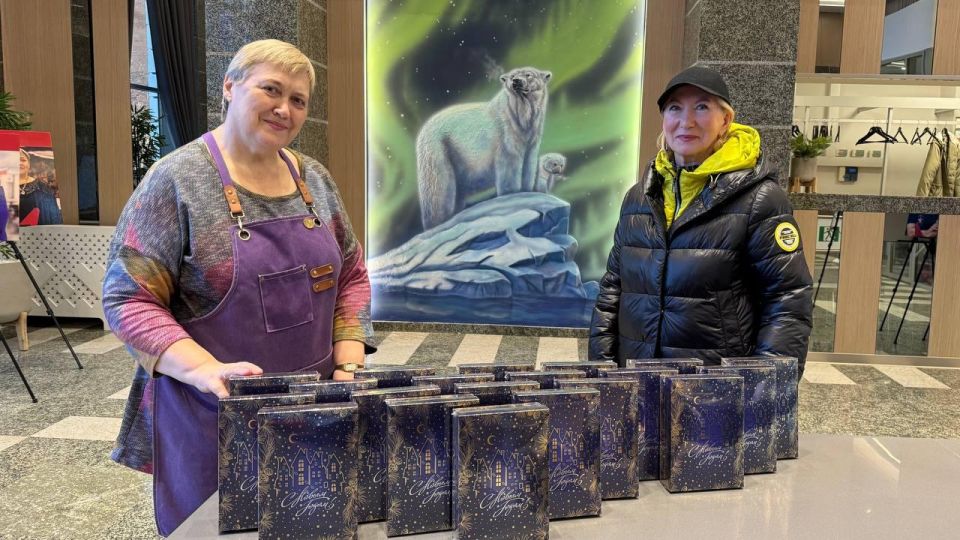 Сотрудники ямальского представительства в Тюмени отправили гумпомощь жителям Волновахи Сотрудники ямальского представительства в Тюмени отправили гумпомощь жителям Волновахи