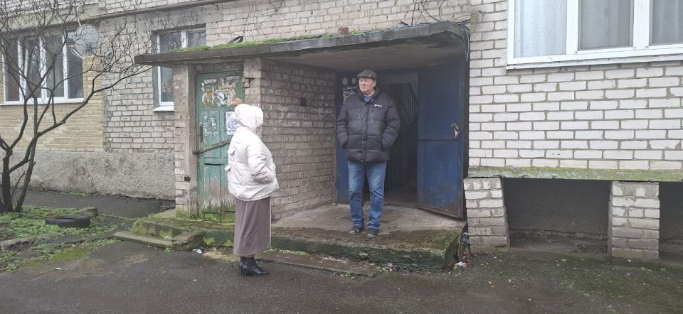 Сход граждан. 10 декабря в Иловайске состоялась встреча жителей с заместителем главы администрации муниципального образования городской округ Иловайск Кочетовой Еленой Леонидовной Сход граждан. 10 декабря в Иловайске состоялась встреча жителей с заместителем главы администрации муниципального образования городской округ Иловайск Кочетовой Еленой Леонидовной