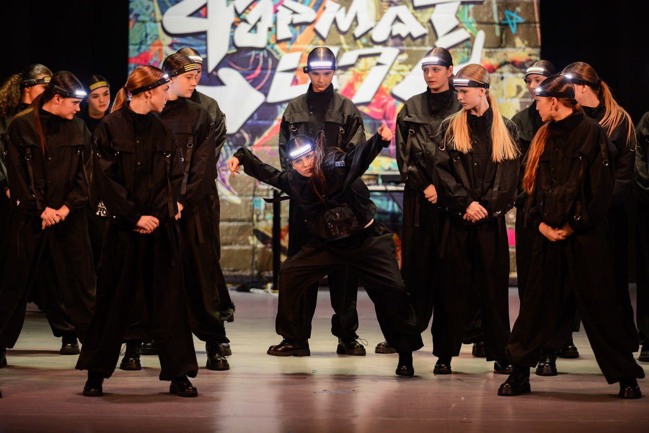 «ФОРМАТ - 47». С 03 по 10 декабря 2025 года, Торезский театр танца «3Т» МБУ «ДК ИМ. В. МАЯКОВСКОГО Г. О. ТОРЕЗ» принял участие в межрегиональном фестивале – конкурсе современной танцевальной молодёжной культуры «Формат –... «ФОРМАТ - 47». С 03 по 10 декабря 2025 года, Торезский театр танца «3Т» МБУ «ДК ИМ. В. МАЯКОВСКОГО Г. О. ТОРЕЗ» принял участие в межрегиональном фестивале – конкурсе современной танцевальной молодёжной культуры «Формат –...