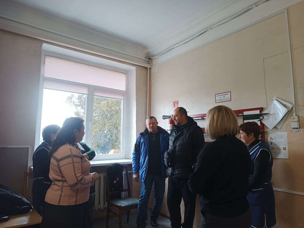 Сегодня заместитель главы Администрации Володарского муниципального округа Полтарак В.В провела встречу с жителями с.Касьяновка