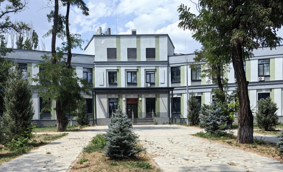 Врачи «прописались» в больнице, чтобы быть ближе к маленьким пациентам Врачи «прописались» в больнице, чтобы быть ближе к маленьким пациентам