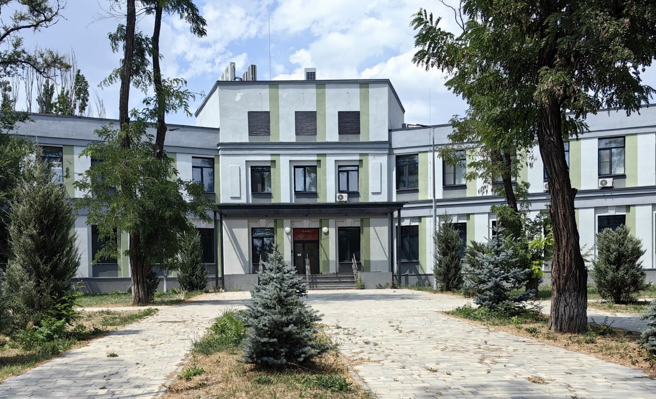 Врачи «прописались» в больнице, чтобы быть ближе к маленьким пациентам Врачи «прописались» в больнице, чтобы быть ближе к маленьким пациентам