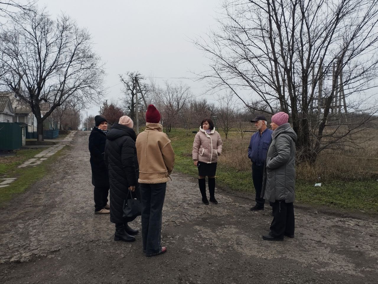 Встречи с населением. 11 декабря во исполнение поручения Главы Донецкой Народной Республики Дениса Владимировича Пушилина о ведении постоянного диалога с населением заместитель начальника управления по обеспечению...