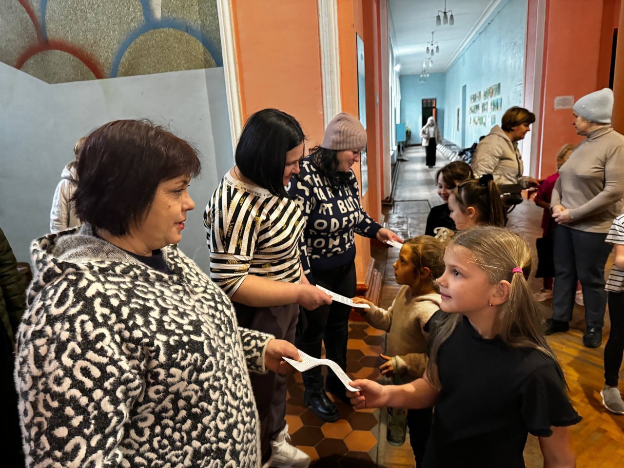 11 декабря 2025 года, в МБУ «Дворец культуры им.В. Маяковского городского округа Торез» прошло профилактическое мероприятие, направленное на повышение уровня дорожной грамотности и напоминание водителям о необходимости... 11 декабря 2025 года, в МБУ «Дворец культуры им.В. Маяковского городского округа Торез» прошло профилактическое мероприятие, направленное на повышение уровня дорожной грамотности и напоминание водителям о необходимости...