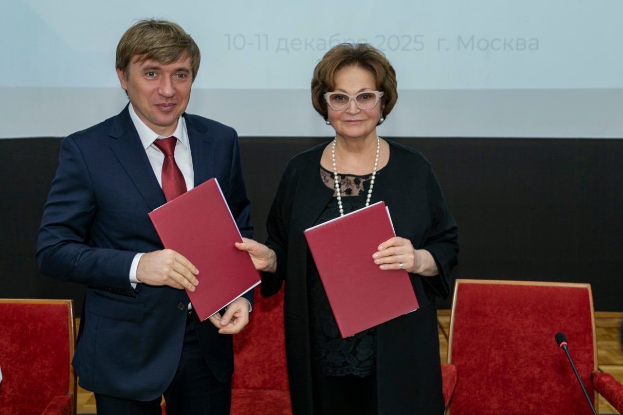 Единство во имя будущего: Союз женщин России подвёл итоги года и наметил горизонты сотрудничества Единство во имя будущего: Союз женщин России подвёл итоги года и наметил горизонты сотрудничества