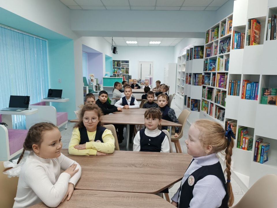Патриотический час «Героями наша Отчизна сильна» Патриотический час «Героями наша Отчизна сильна»