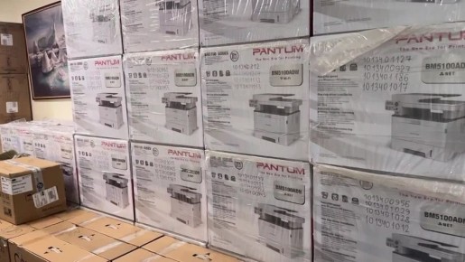 Ямал передал Волновахскому округу 119 компьютеров, 64 принтера и новое оборудование для школ, больницы и семей