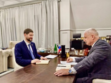 Александр Волошин: Сегодня провели первую рабочую встречу с Председателем ДОСААФ России Денисом Валерьевичем Добряковым