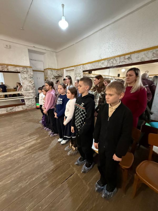 «Дом моего сердца»: Театральная сказка о доброте и семье прошла в Донецке «Дом моего сердца»: Театральная сказка о доброте и семье прошла в Донецке