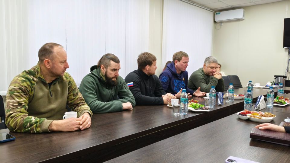Деловое сотрудничество и детские улыбки: итоги встречи Волновахи и Нового Уренгоя Деловое сотрудничество и детские улыбки: итоги встречи Волновахи и Нового Уренгоя