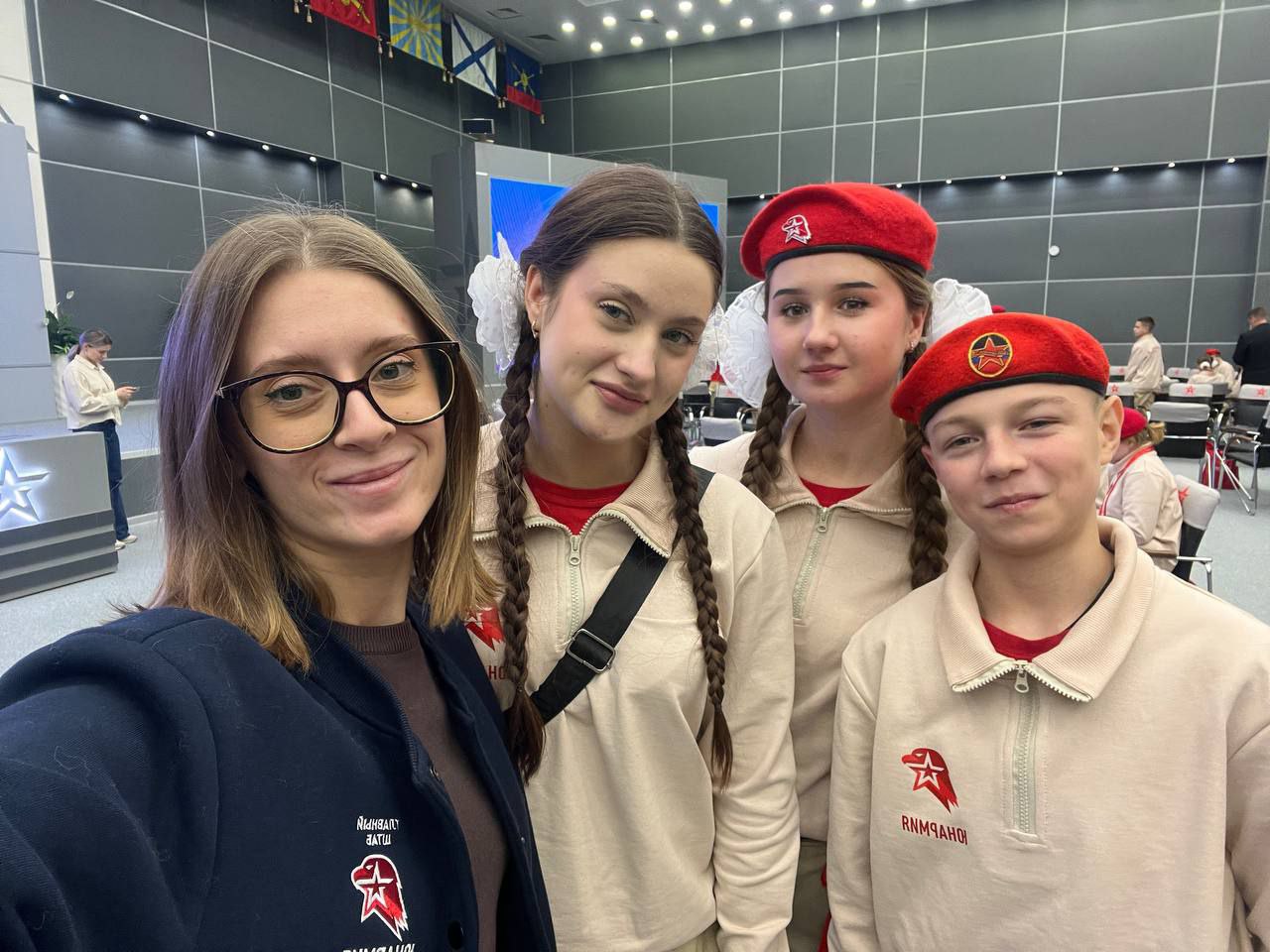 Неожиданная и радостная встреча на Всероссийском форуме "Скажи Героям Спасибо" Неожиданная и радостная встреча на Всероссийском форуме "Скажи Героям Спасибо"