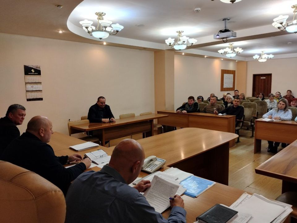Максим Паршин встретился с представителями трудового коллектива Филиала шахта «Комсомолец Донбасса» ООО «Импекс-Дон» Максим Паршин встретился с представителями трудового коллектива Филиала шахта «Комсомолец Донбасса» ООО «Импекс-Дон»