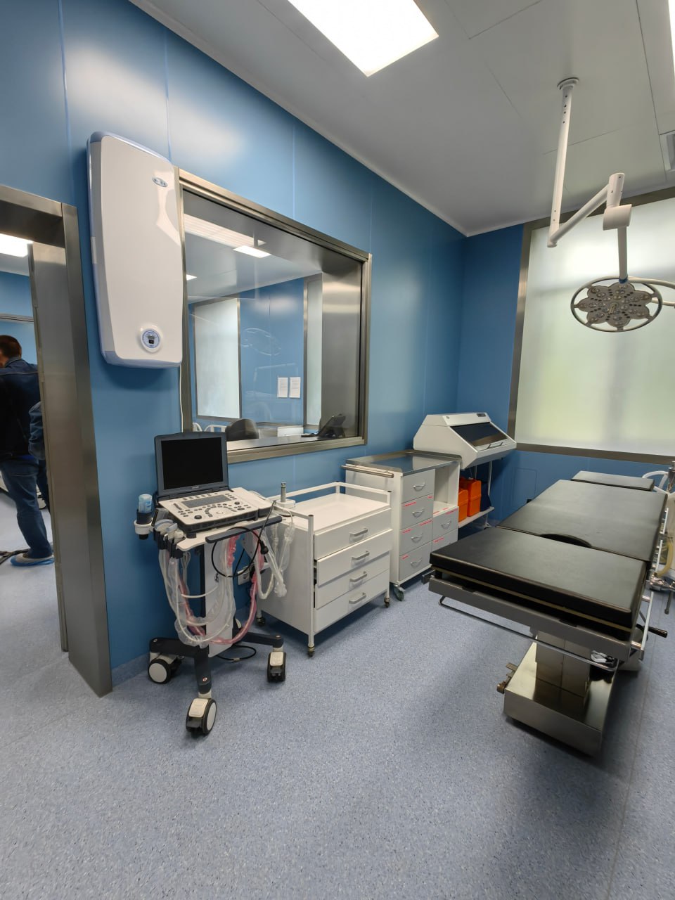 Врачи «прописались» в больнице, чтобы быть ближе к маленьким пациентам Врачи «прописались» в больнице, чтобы быть ближе к маленьким пациентам